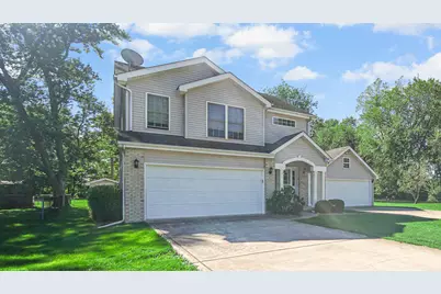 101 E 13th Place, Hobart, IN 46342 - Photo 2