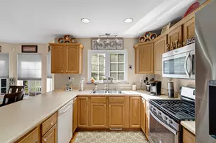 101 E 13th Pl, Hobart, IN 46342 - Photo 10