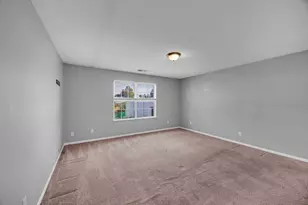 8461 Pierce St, Merrillville, IN 46410 - Photo 12