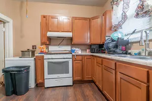 126 Dewey St, Michigan City, IN 46360 - Photo 10