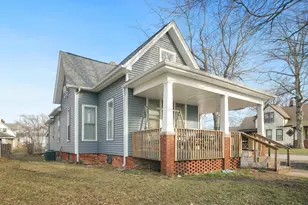 126 Dewey St, Michigan City, IN 46360 - Photo 2