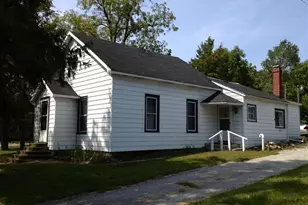 308 Main St, North Judson, IN 46366 - Photo 1