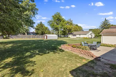 810 E Grace Street, Rensselaer, IN 47978 - Photo 16