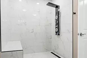 220 N Lake Park Ave, Hobart, IN 46342 - Photo 22