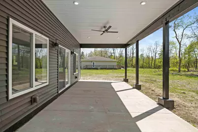 220 N Lake Park Avenue, Hobart, IN 46342 - Photo 4