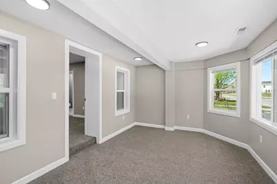 220 N Lake Park Avenue, Hobart, IN 46342 - Photo 26