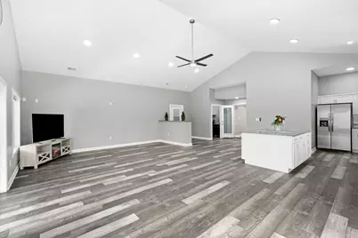 220 N Lake Park Avenue, Hobart, IN 46342 - Photo 18