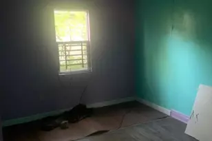 4646 Pennsylvania St, Gary, IN 46409 - Photo 6