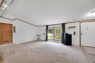 46 S Delmar Ct, Hebron, IN 46341 - Photo 4