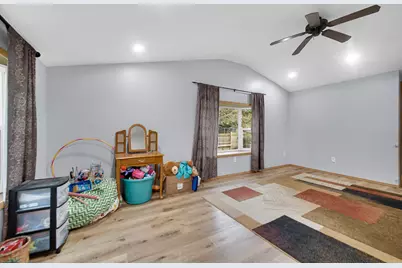 46 S Delmar Court, Hebron, IN 46341 - Photo 14