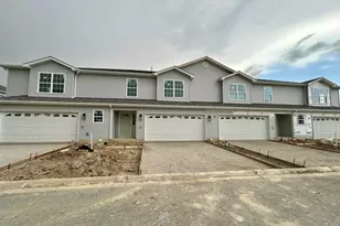9563 Luebcke Ln E, Crown Point, IN 46307 - Photo 2