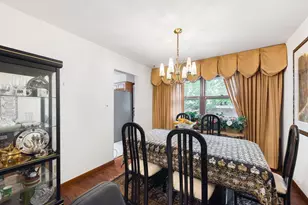 9509 Northcote Ave, Munster, IN 46321 - Photo 8