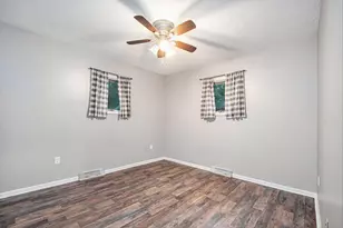 225 Holton Rd, La Porte, IN 46350 - Photo 6