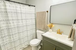 1310 W 61st Pl, Merrillville, IN 46410 - Photo 10