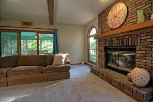 512 Camden Ct, Valparaiso, IN 46385 - Photo 16