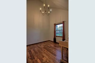 512 Camden Court, Valparaiso, IN 46385 - Photo 12