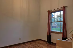 512 Camden Ct, Valparaiso, IN 46385 - Photo 12