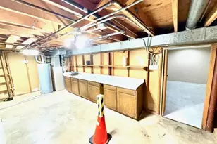 7809 Chase St, Merrillville, IN 46410 - Photo 20