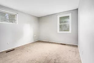 114 S Cherry St, New Carlisle, IN 46552 - Photo 10