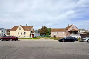 4945 Tod Ave, East Chicago, IN 46312 - Photo 6