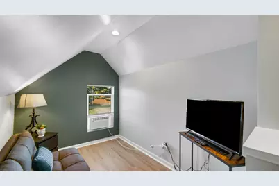 1422 Roberts Avenue, Whiting, IN 46394 - Photo 4