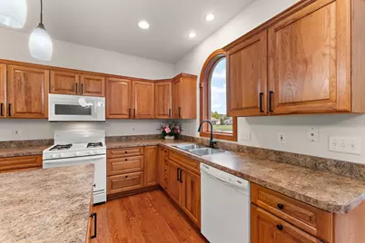 10700 Martinique Lane, Crown Point, IN 46307 - Photo 22