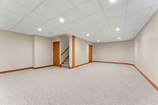 10700 Martinique Ln, Crown Point, IN 46307 - Photo 36