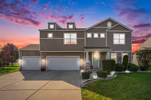 11442 Maryland Dr, Crown Point, IN 46307 - Photo 1