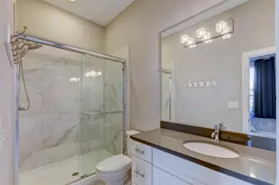 360 N Indiana Ave, Crown Point, IN 46307 - Photo 12