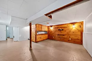 621 S Washington St, Hobart, IN 46342 - Photo 18