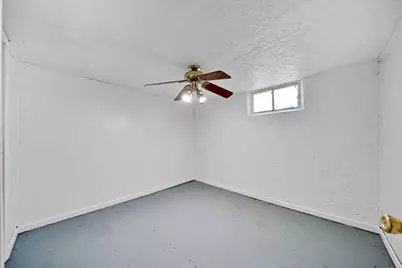 621 S Washington Street, Hobart, IN 46342 - Photo 22