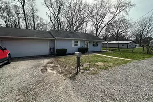 111 Grove St, Michigan City, IN 46360 - Photo 2