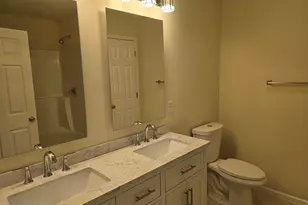 1524 S Woodland Ave, Michigan City, IN 46360 - Photo 4