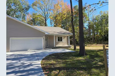 1528 S Woodland Avenue, Michigan City, IN 46360 - Photo 1