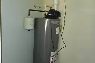 1528 S Woodland Ave, Michigan City, IN 46360 - Photo 14