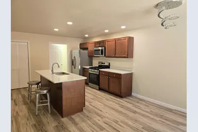 1528 S Woodland Avenue, Michigan City, IN 46360 - Photo 2