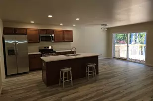 1528 S Woodland Ave, Michigan City, IN 46360 - Photo 4