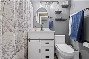 838 W 67th Ln, Merrillville, IN 46410 - Photo 4