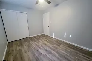 838 W 67th Ln, Merrillville, IN 46410 - Photo 6