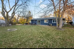 838 W 67th Ln, Merrillville, IN 46410 - Photo 10