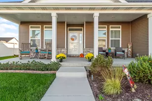 1755 Imperial St, Hobart, IN 46342 - Photo 2