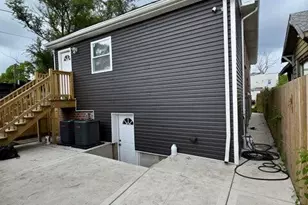 1379 Roosevelt Pl, Gary, IN 46404 - Photo 22