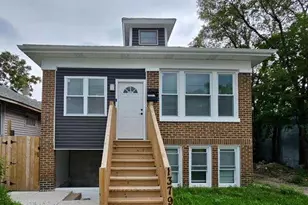 1379 Roosevelt Pl, Gary, IN 46404 - Photo 2