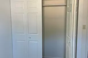 511 S Wayne St, Gary, IN 46403 - Photo 8