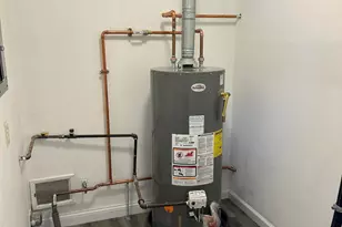 511 S Wayne St, Gary, IN 46403 - Photo 14