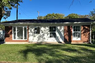 511 S Wayne St, Gary, IN 46403 - Photo 2