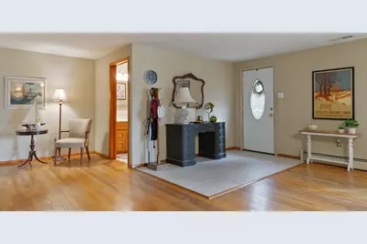 7112 W 138th Avenue, Cedar Lake, IN 46303 - Photo 4