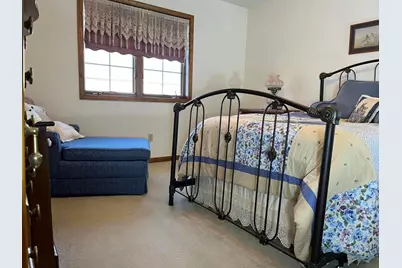 3721 Sandalwood Drive, Highland, IN 46322 - Photo 10