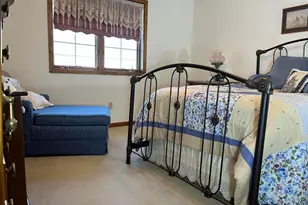 3721 Sandalwood Dr, Highland, IN 46322 - Photo 10