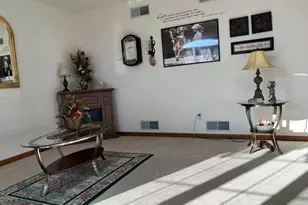 3721 Sandalwood Dr, Highland, IN 46322 - Photo 4